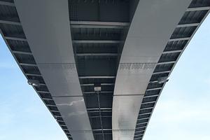 資格者が施工するプロのカーコーティング