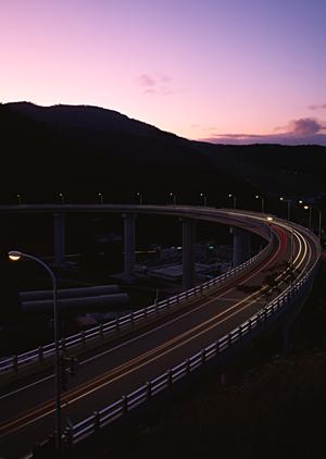 安くて速くて安心の車検サービス